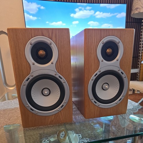 Pair monitor audio - a,