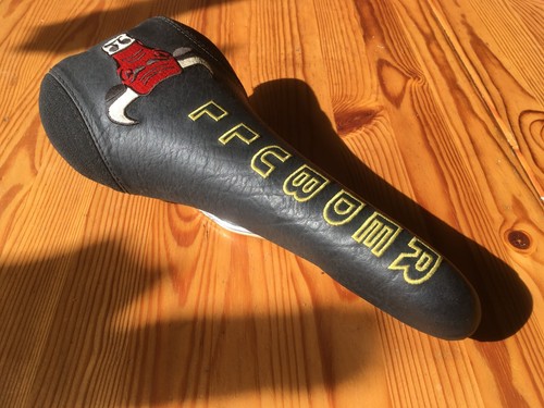 Red bull leather - red,