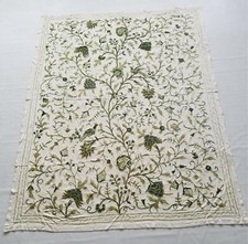 Vintage Kashmiri Crewel Work Hand Embroidered Tree Of Life Bedspread 242x186cm