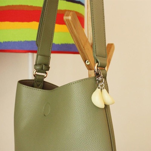 Garlic pendant keychain - garlic,
