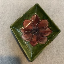 Moorcroft Clematis pattern