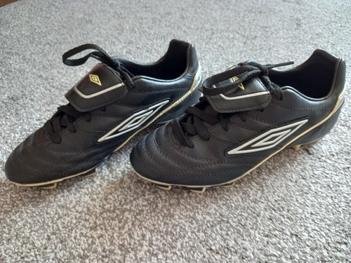 Umbro football boots - football, size