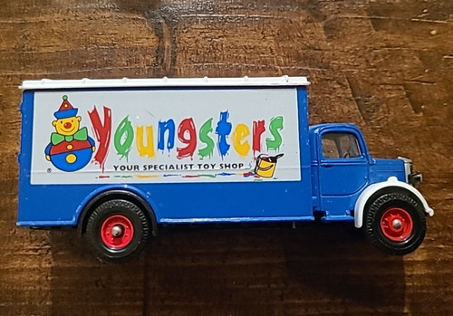 Corgi diecast delivery truck - corgi,