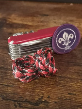 Paracord Scout Woggle Red, Black And White
