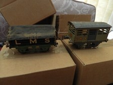 Hornby O LMS cattle truck and coal wagon with tarpaulin rail and tarp
