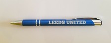 LEEDS UNITED FC OFFICIAL PEN METAL BLUE INK BALLPOINT GIFT 