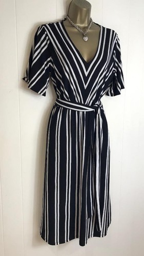 Stunning black white - black,