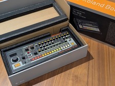 Roland TR-08 Boutique Drum Machine Rhythm Composer Excellent Condition
