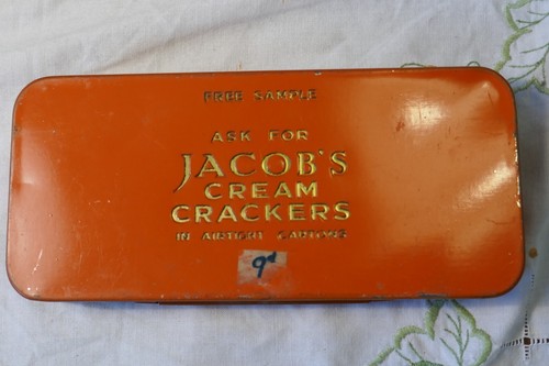 1950 jacobs cream - cream, crackers