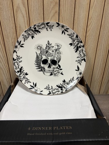 Eaton fine dining skull - 4,