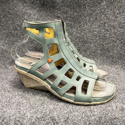 The art company sandals size - art,