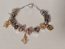 Bradford Exchange Elvis Presley 14 Charms Bracelet