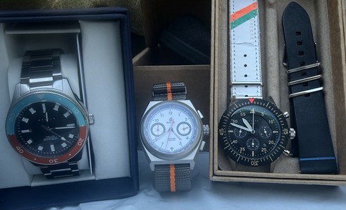 Incredible watch bundle - bundle, deal