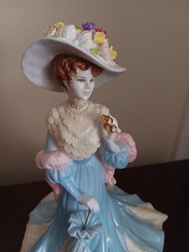 Coalport figurine lady - figurine,