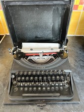 Vintage Oliver Typewriter