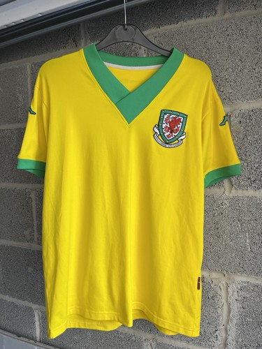 Wales kappa away yellow - wales,