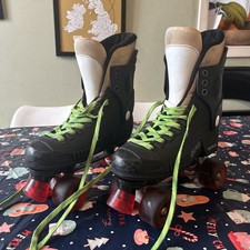 Black with red wheels sfr - black,
