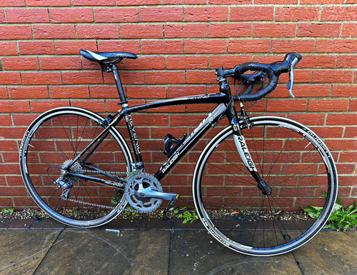 Raleigh revenio road bike 50cm - raleigh,