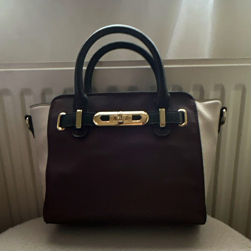 Pebbled faux leather - f&f,