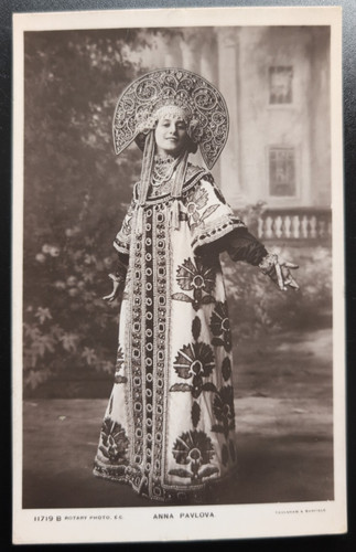 Vintage postcard anna pavlova - vintage,