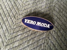 VERO MODA Enamel Badge