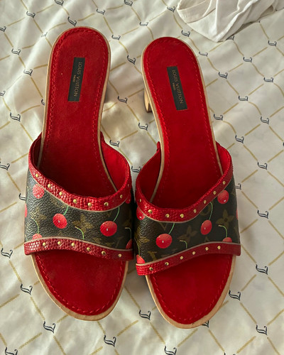 2005 louis vuitton - 2005,