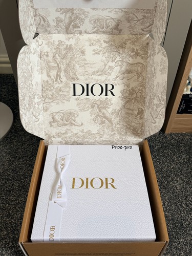 Dior empty white gift box - dior,