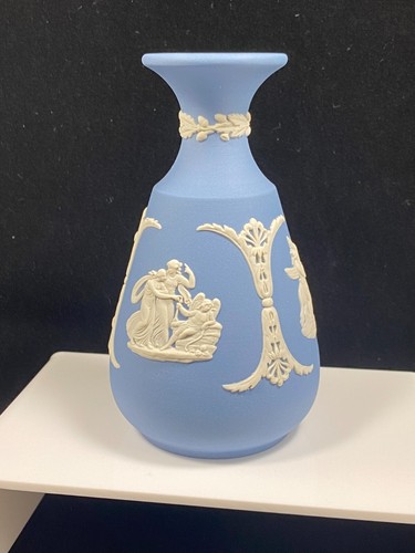 Wedgwood blue jasperware - wedgwood, bud