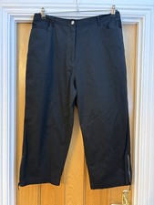 Size XL 18-20 Quacker Factory