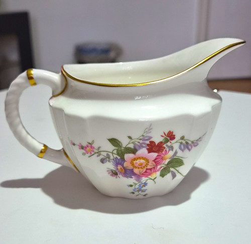 Royal crown derby - derby, posies