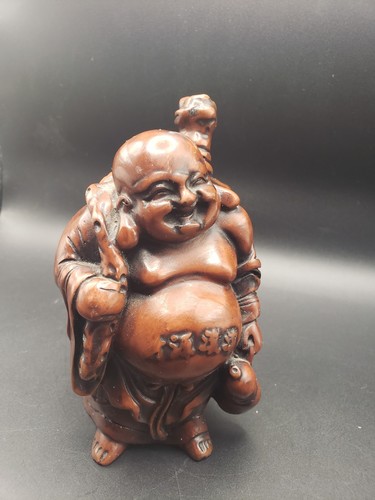 Vintage carved brown resin - vintage,