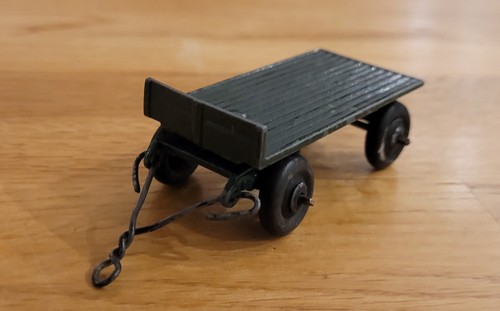 Green 1950s vintage dinky toys - 1950s,