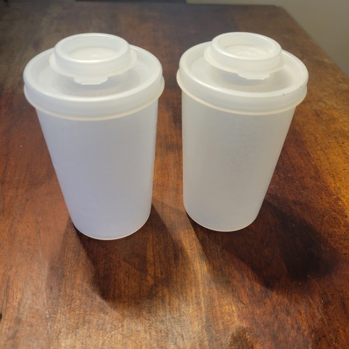 Tupperware white salt - tupperware:,