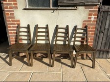 Vintage Arts and Crafts Style