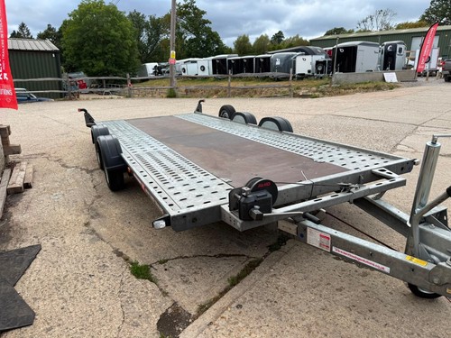 Used 2024 brian - used, 2m