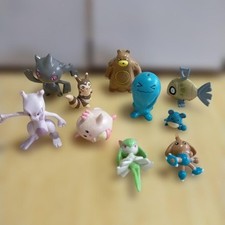 Pokemon 10 Figure Set Initial