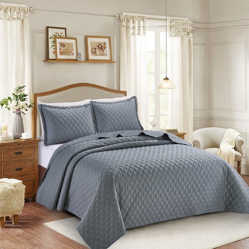 Piece quilted bedspread - 3,