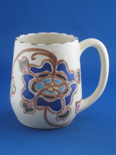 Vintage honiton mug 90cm high - vintage,