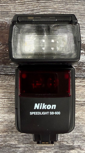 Nikon speedlight 600 - speedlight, sb-600