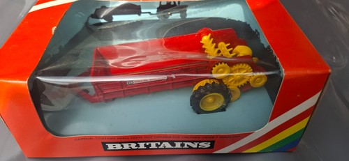 Britains 9540 farm red - 1/32,