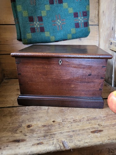 Nice walnut bible - a,