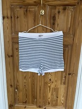 H&M Beach Toweling Shorts L