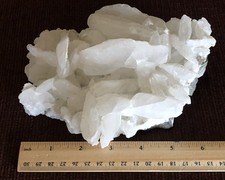 Natural Quartz Chrystals Rocks