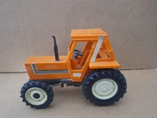 1:32 Britains 9528 FIAT 880 DT