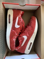 Nike - Liberty Of London - Red