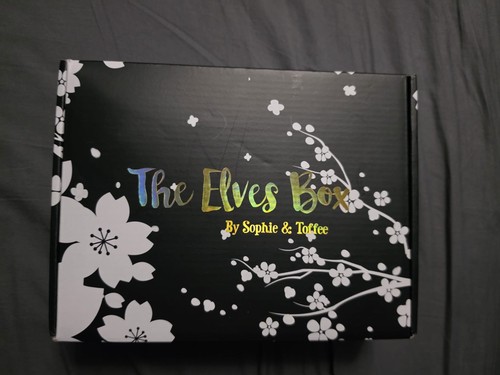 The elves box - the, &