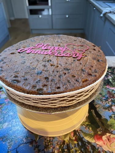 Round rich fruit cake - fruit,