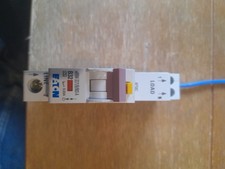 EATON 32 AMP CURVE C 10kA 30mA
