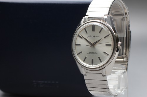 Vintage 1967 near mint seiko - mint],
