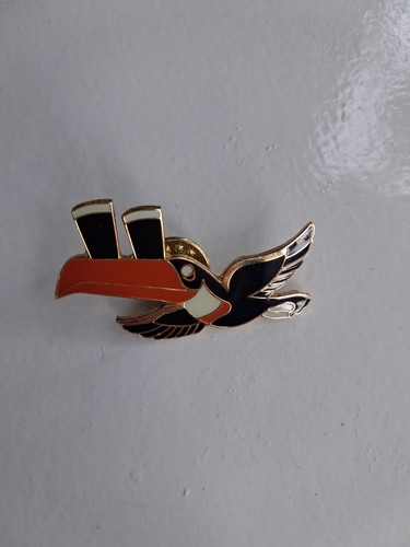 Vintage guinness flying toucan - vintage,